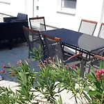 Hunor House בית נופש