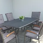 Hunor House בית נופש *
